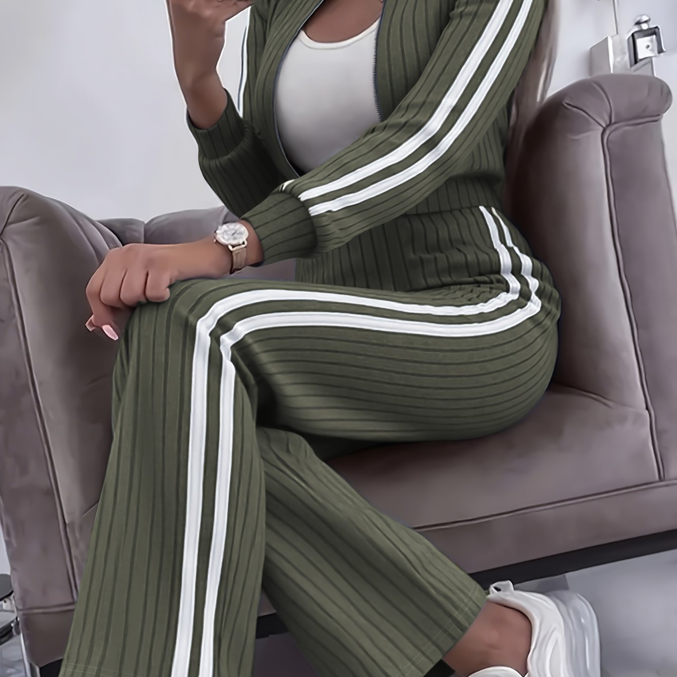 MOVEWEAR Women’s Stylish Casual Two-Piece Zip Cardigan Set