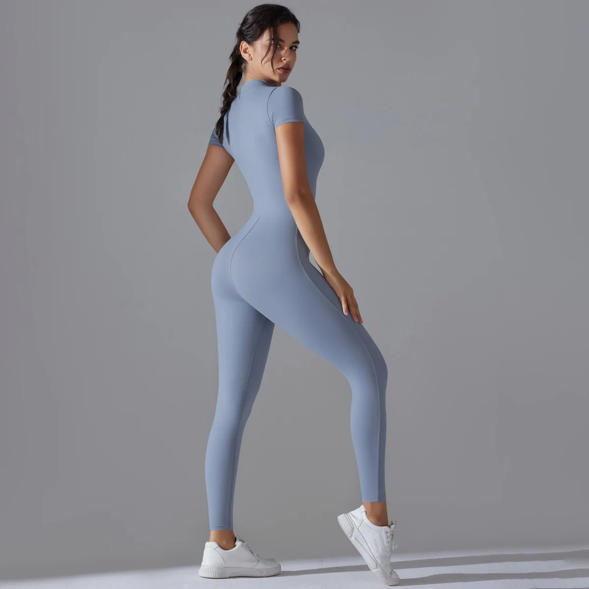 MOVEWEAR Women’s Seamless Quick - Dry Fitness Bodysuit - MOVEWEAR