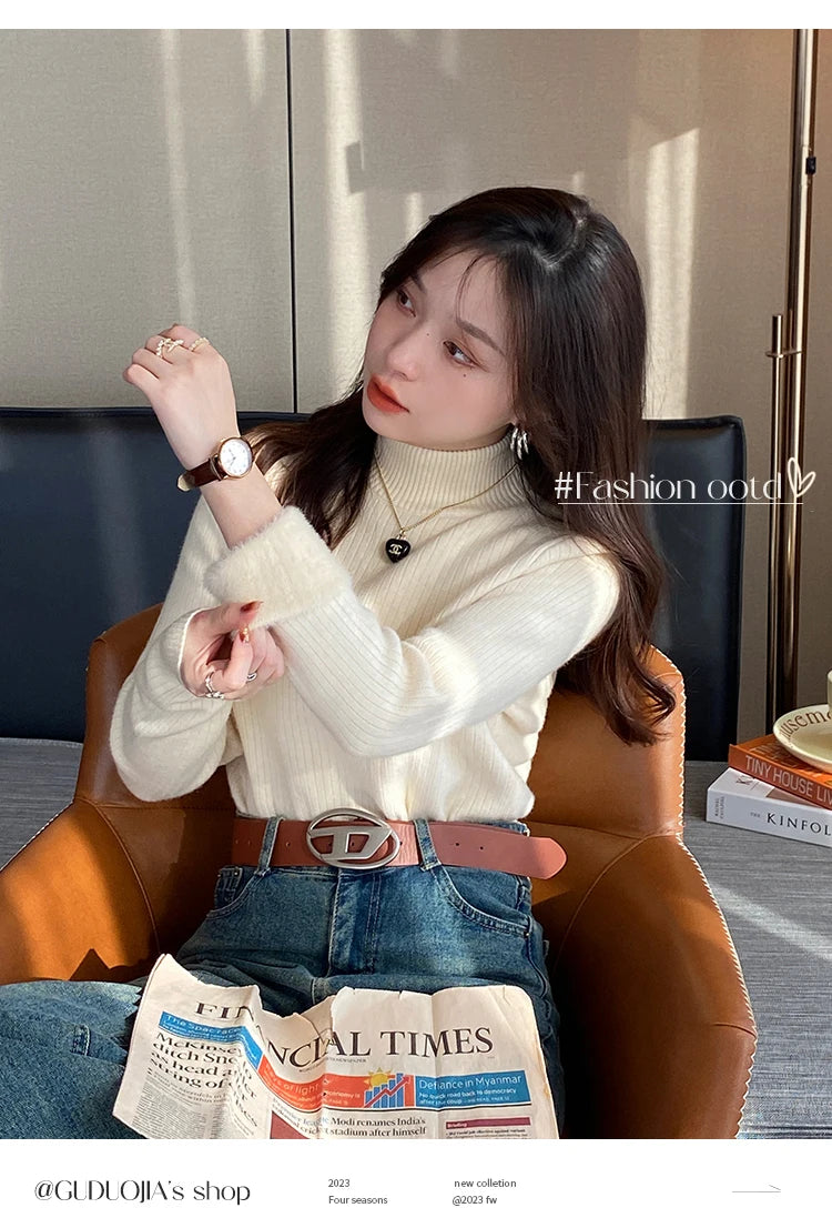 MOVEWEAR Velvet-Lined Turtleneck Winter Sweater for Women