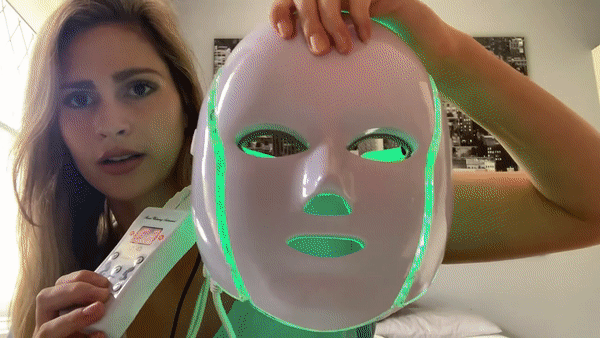 MOVEWEAR 7-Color LED Facial &amp; Neck Rejuvenation Mask